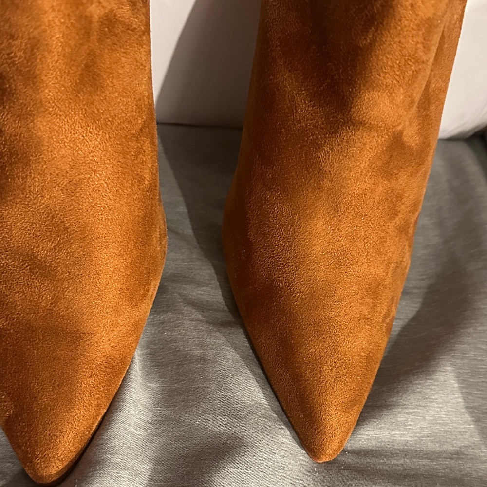 N I B Venus size 10 Elegant Brown Women's Boots - Picture 6 of 9